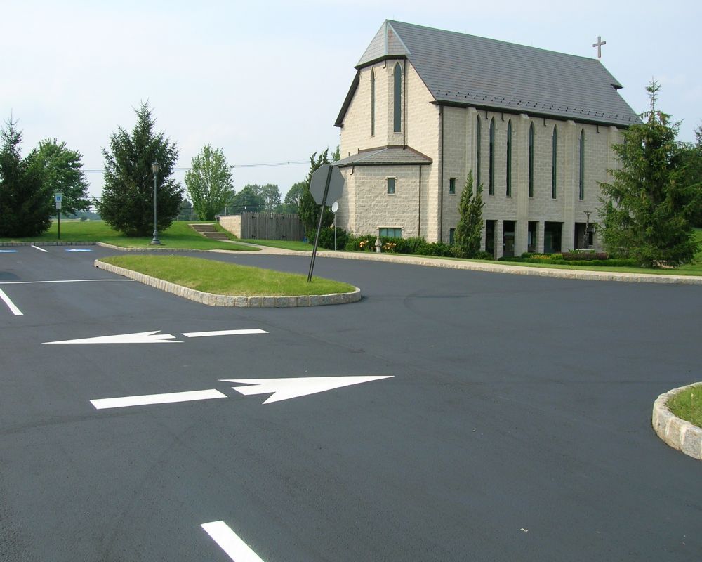 Beckage commercial paving completed project 02