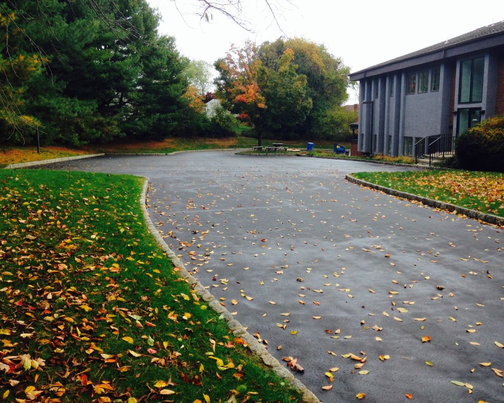 Beckage commercial paving completed project 10